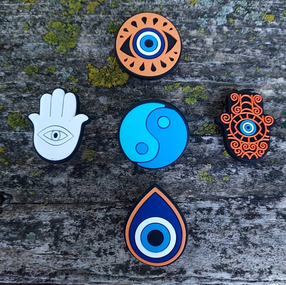 Lot/Set Croc Charms/Jibbitz Hamsa Hand, Evil Eye, Yin Yang Bundle BRAND NEW - Picture 10 of 10
